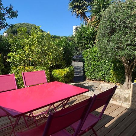 Beau T2 Avec Jardin Frejus Plage Bagian luar foto